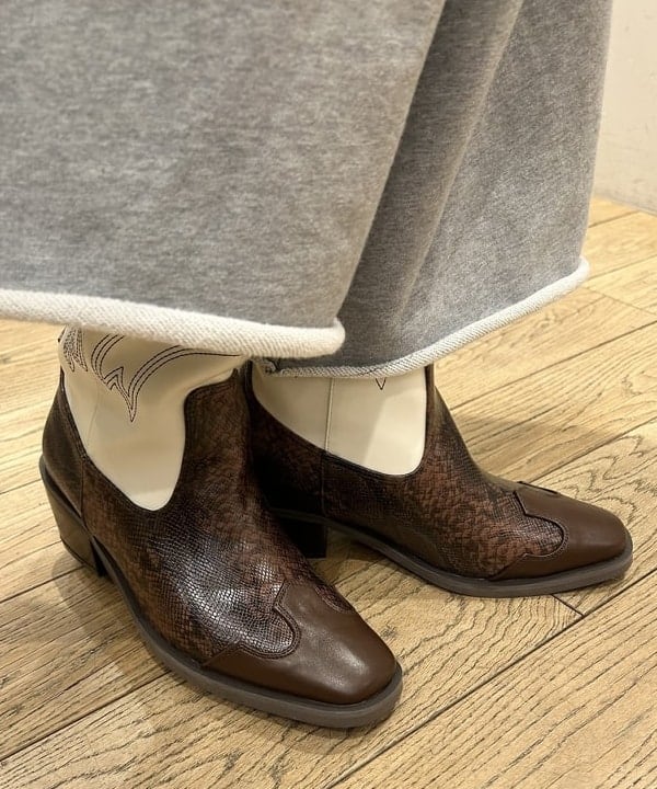 ナカノ アイさんの「BEAMS WOMEN｜ダメージ スウェット パンツ」を使ったコーディネート