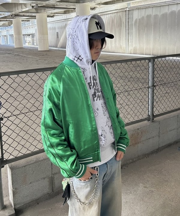 タマイユウトさんの「BEAMS WOMEN｜スカ ジャケット」を使ったコーディネート