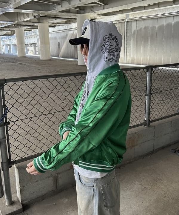 タマイユウトさんの「BEAMS WOMEN｜スカ ジャケット」を使ったコーディネート