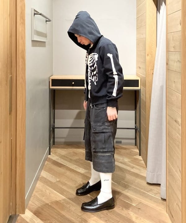 ディクソン 太陽さんの「BEAMS WOMEN｜フェード カーゴパンツ」を使ったコーディネート