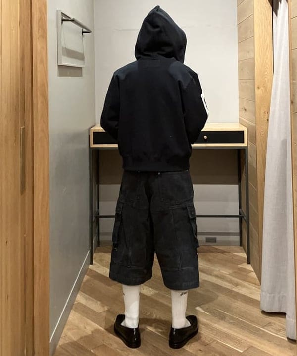 ディクソン 太陽さんの「BEAMS WOMEN｜フェード カーゴパンツ」を使ったコーディネート