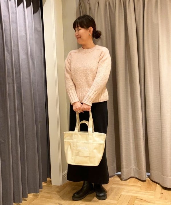 藤井 裕実子さんの「BEAMS WOMEN｜【別注】NOMADIS / WEEKEND petit トートバッグ」を使ったコーディネート