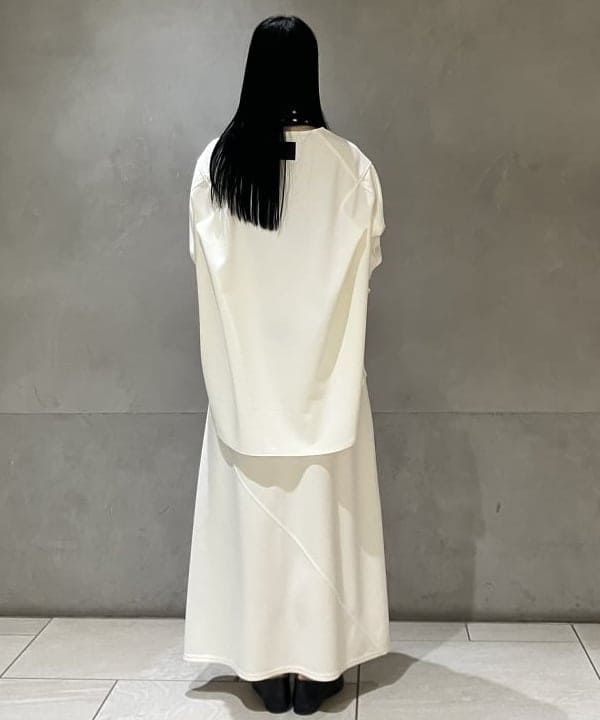 OSUMIさんの「BEAMS WOMEN｜manipuri / ジオメトリック ドット スカーフ」を使ったコーディネート