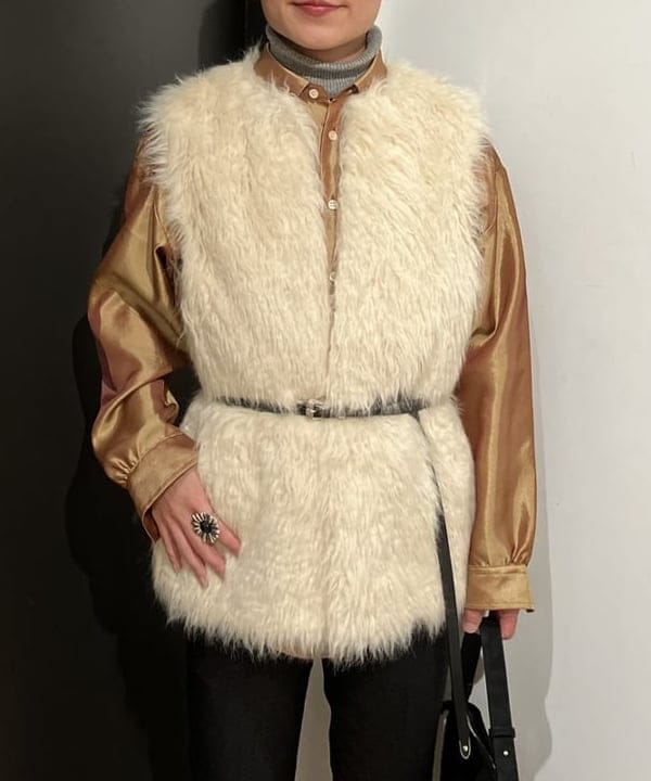 土田 達也さんの「BEAMS WOMEN｜Otro Accesorio / フラワー リング」を使ったコーディネート