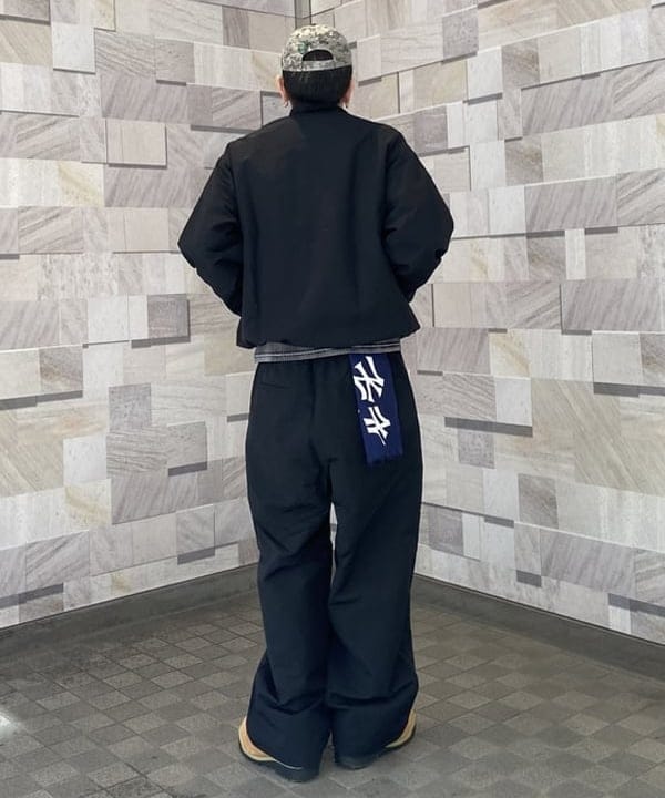 Lazzyさんの「INFIELDER DESIGN / MLB ストール」を使ったコーディネート