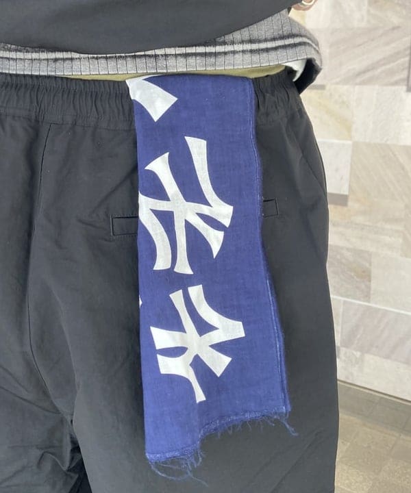 Lazzyさんの「INFIELDER DESIGN / MLB ストール」を使ったコーディネート