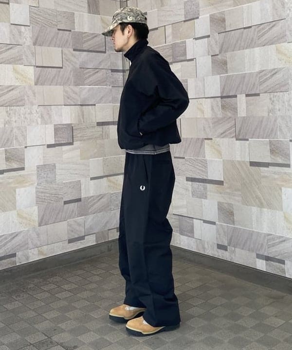 Lazzyさんの「INFIELDER DESIGN / MLB ストール」を使ったコーディネート