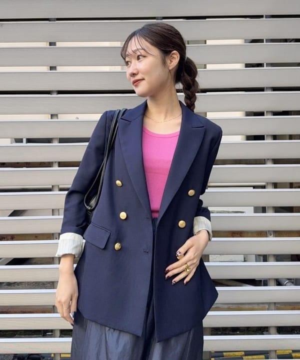 YUIさんの「BEAMS WOMEN｜ドライギャバジン ６ボタン ダブルジャケット」を使ったコーディネート