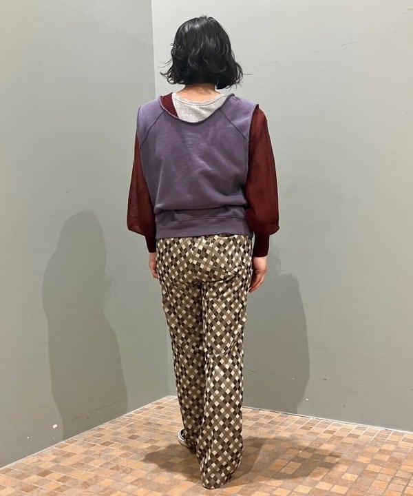 坂本 有佳子さんの「BEAMS WOMEN｜ポリエステル ジャカード パンツ」を使ったコーディネート