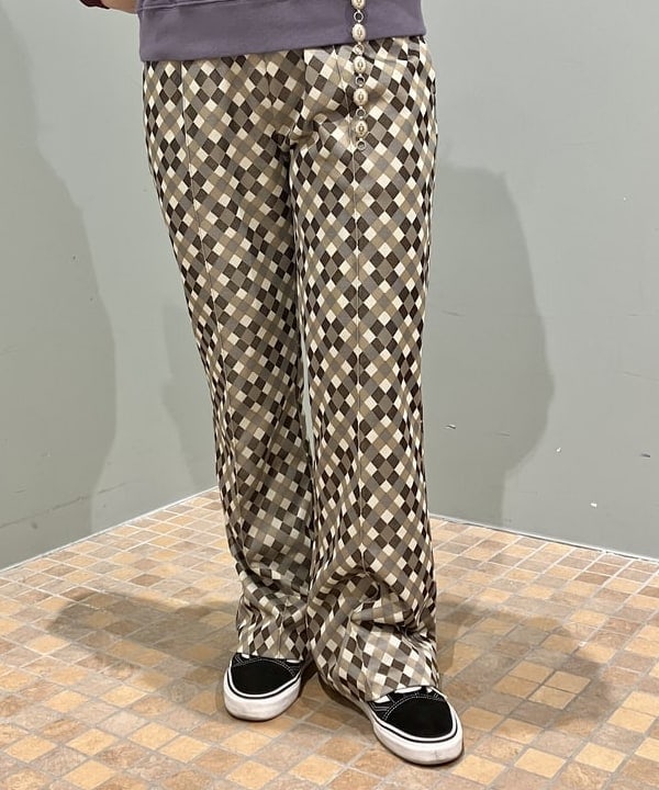 坂本 有佳子さんの「BEAMS WOMEN｜ポリエステル ジャカード パンツ」を使ったコーディネート