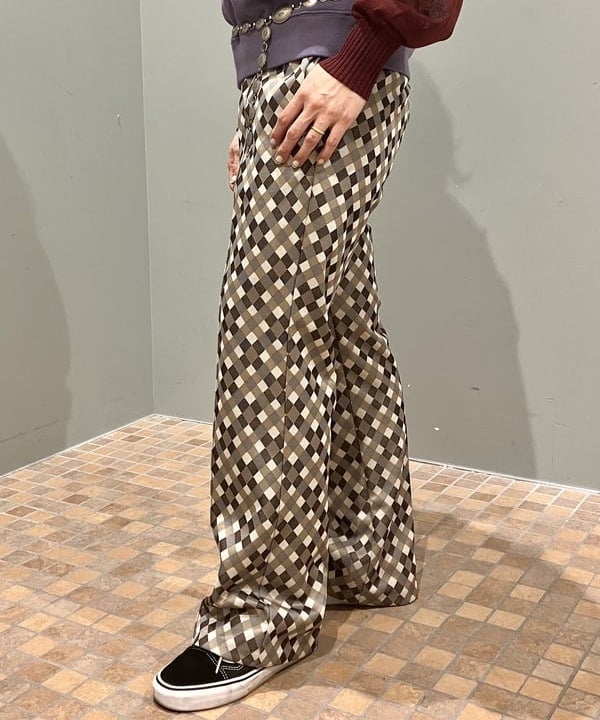 坂本 有佳子さんの「BEAMS WOMEN｜ポリエステル ジャカード パンツ」を使ったコーディネート