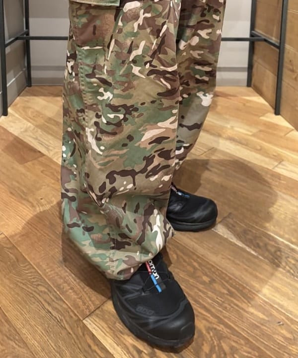 三宅 康平さんの「BEAMS WOMEN｜SALOMON / XT-6 BLACK」を使ったコーディネート