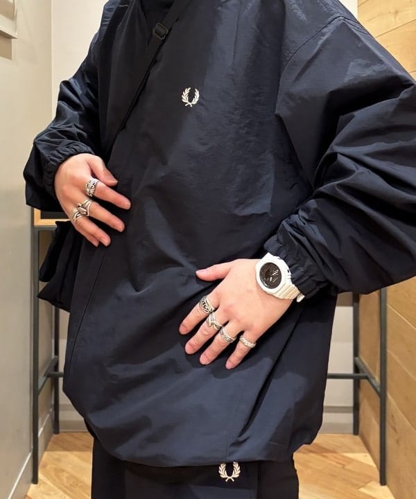 三宅 康平さんの「BEAMS WOMEN｜G-SHOCK / GA2100-1A1JF　アナデジウォッチ」を使ったコーディネート
