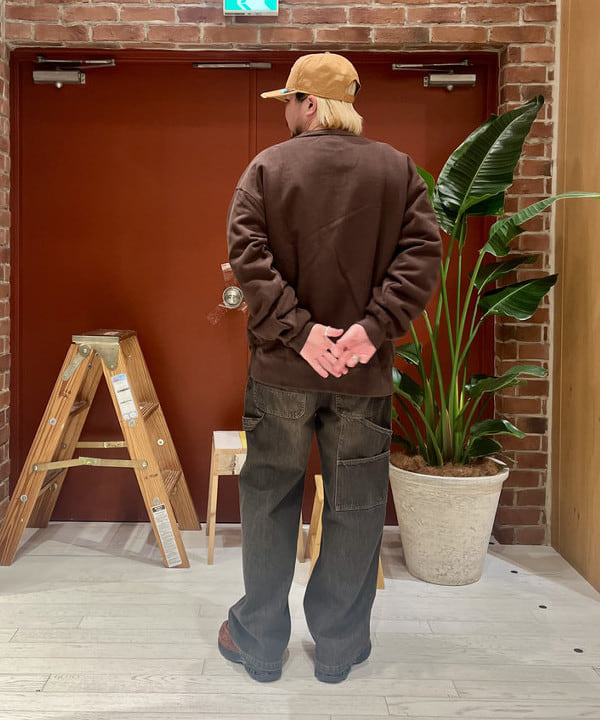 新里 京介さんの「BEAMS WOMEN｜【別注】NULL TOKYO / Denim Painter Pants」を使ったコーディネート