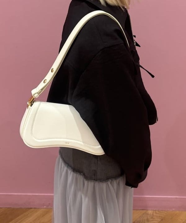 ここあさんの「BEAMS WOMEN｜JWPEI / Erika Ballt シューズ」を使ったコーディネート