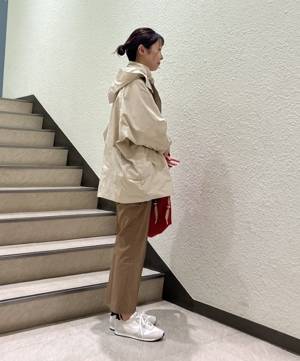 内山 瑛美さんの「WOOLRICH / SUMMER ANORAK ブルゾン」を使ったコーディネート
