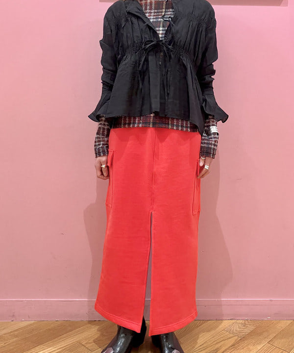 椎葉 未琴さんの「BEAMS WOMEN｜シアー シャーリング リボン ブラウス」を使ったコーディネート