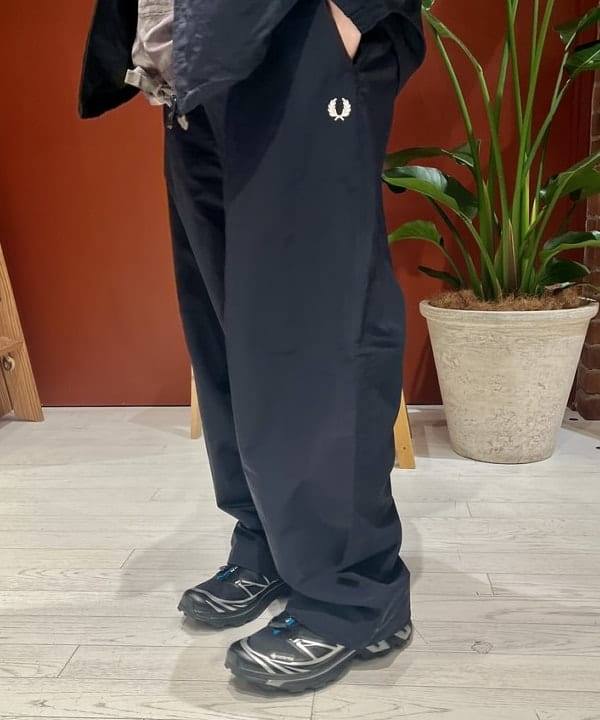 新里 京介さんの「BEAMS WOMEN｜SALOMON / XT-6 GORE-TEX BLACK/FTW SILVER」を使ったコーディネート