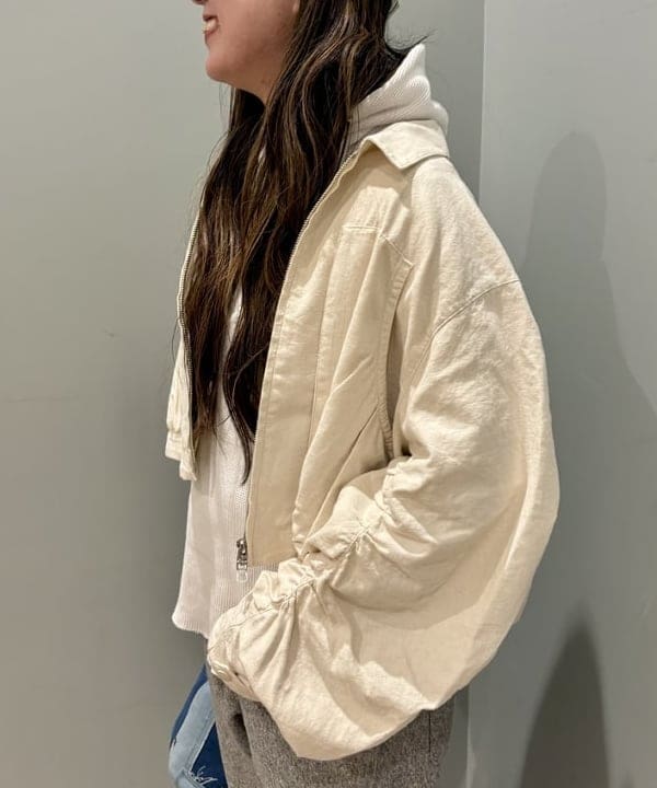 サイトウ　トモミさんの「BEAMS WOMEN｜maturely / バルーン ギャザー ブルゾン」を使ったコーディネート
