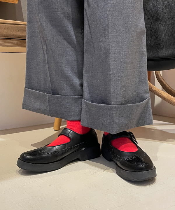 Joさんの「BEAMS WOMEN｜ジャガード フリル ギャザー ショートスリーブ」を使ったコーディネート