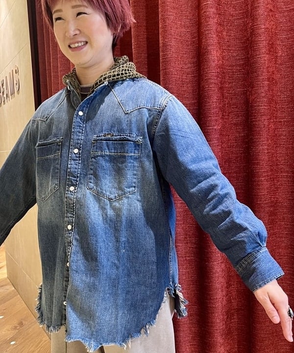 木村 梨香さんの「BEAMS WOMEN｜【別注】Lee / ダメージ & リペア ウエスタン シャツ」を使ったコーディネート