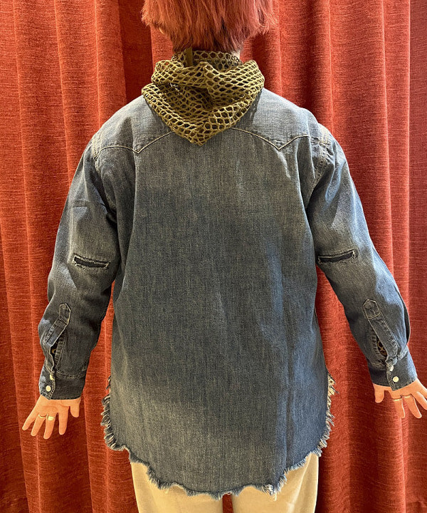 木村 梨香さんの「BEAMS WOMEN｜【別注】Lee / ダメージ & リペア ウエスタン シャツ」を使ったコーディネート