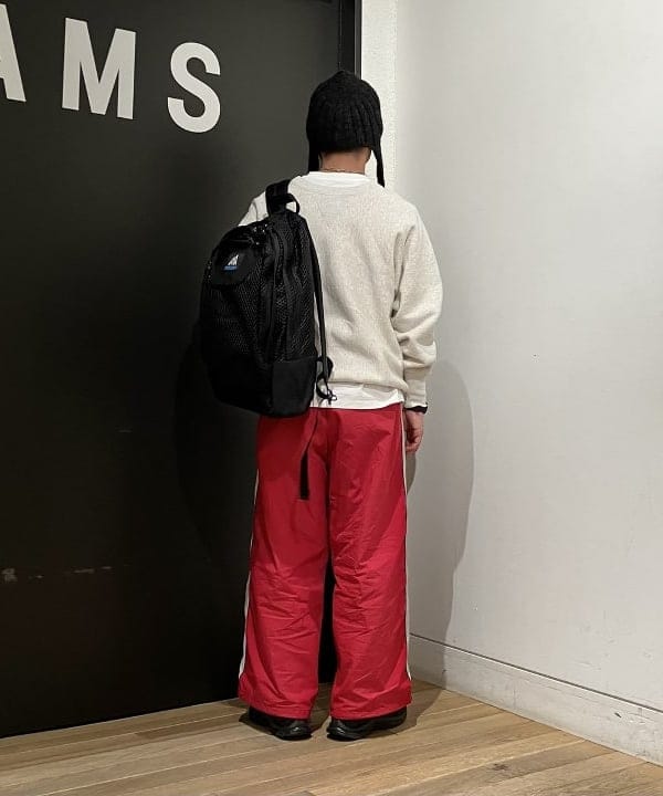 土田 達也さんの「BEAMS WOMEN｜パイピング トラック パンツ」を使ったコーディネート