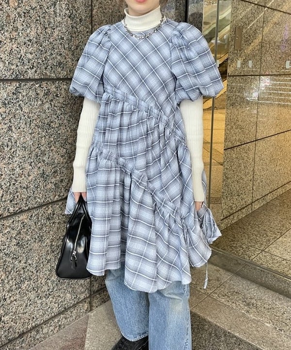 田中 里実さんの「BEAMS WOMEN｜【別注】orSlow / No.8 DENIM NEW」を使ったコーディネート