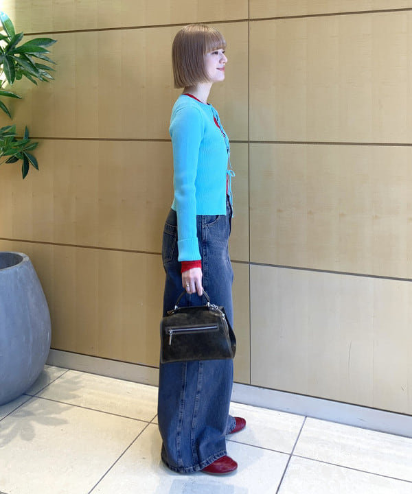 Hazukiさんの「BEAMS WOMEN｜ストレッチレース クルーネック Tシャツ」を使ったコーディネート