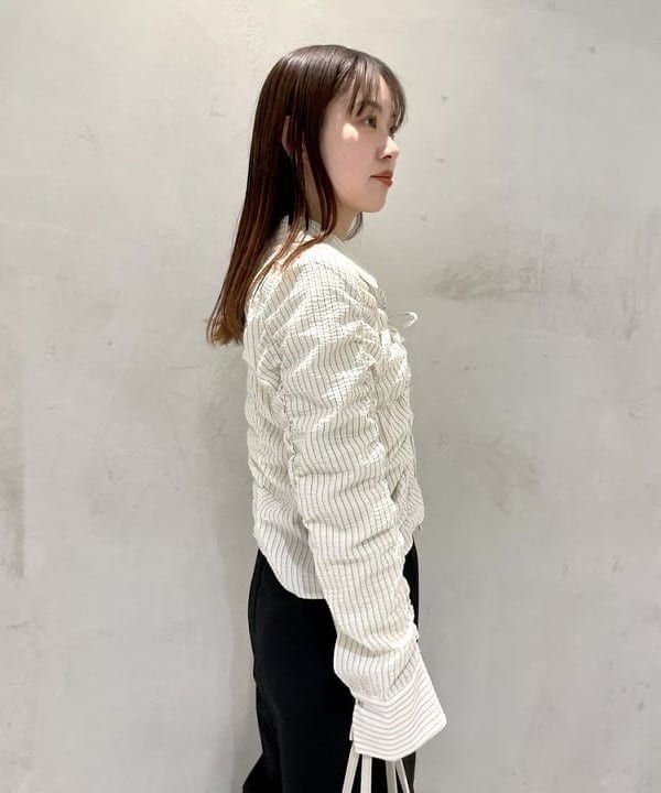 カタヤマ アヤさんの「BEAMS WOMEN｜ベーシック ロングスリーブ Tシャツ」を使ったコーディネート