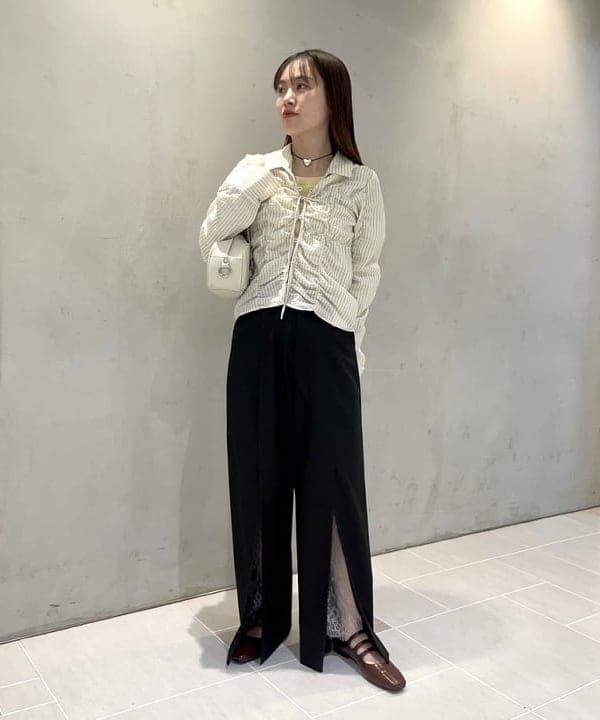 カタヤマ アヤさんの「BEAMS WOMEN｜ベーシック ロングスリーブ Tシャツ」を使ったコーディネート