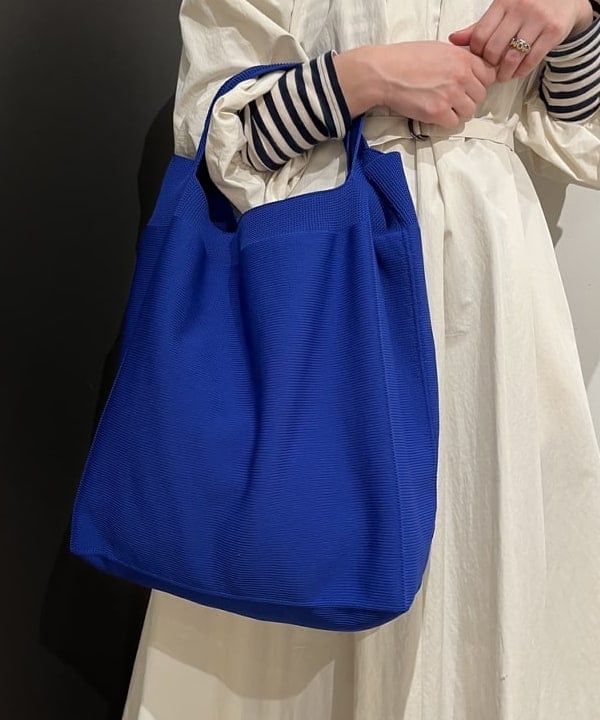Ito_ririkaさんの「BEAMS WOMEN｜AK+1 / ネックギャザー ワンピース」を使ったコーディネート