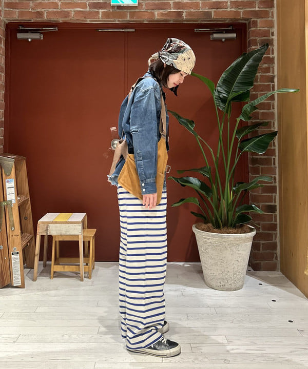 リズさんの「BEAMS WOMEN｜maturely / ゴート スエード ノーバッグ ベスト」を使ったコーディネート