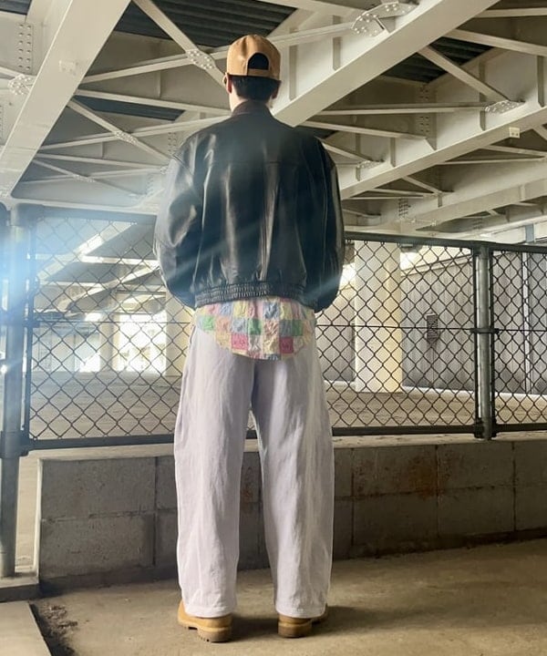 高遠 恒巳さんの「BEAMS WOMEN｜ユーズド加工 レザー ショートブルゾン」を使ったコーディネート