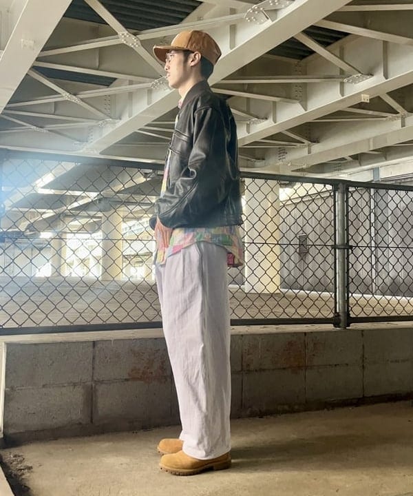 高遠 恒巳さんの「BEAMS WOMEN｜ユーズド加工 レザー ショートブルゾン」を使ったコーディネート