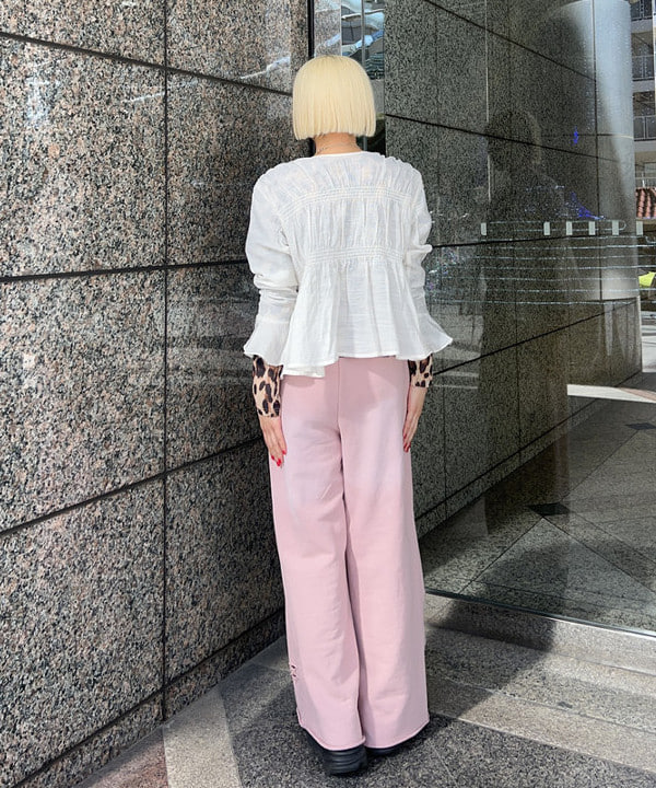 あさひさんの「BEAMS WOMEN｜ダメージ スウェット パンツ」を使ったコーディネート