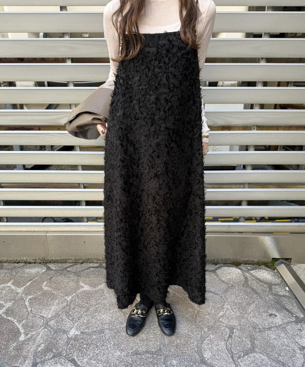 YUIさんの「BEAMS WOMEN｜フライス タートルネックプルオーバー」を使ったコーディネート