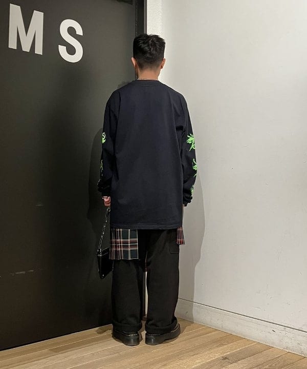 土田 達也さんの「BEAMS WOMEN｜ダブルニースウェットパンツ」を使ったコーディネート