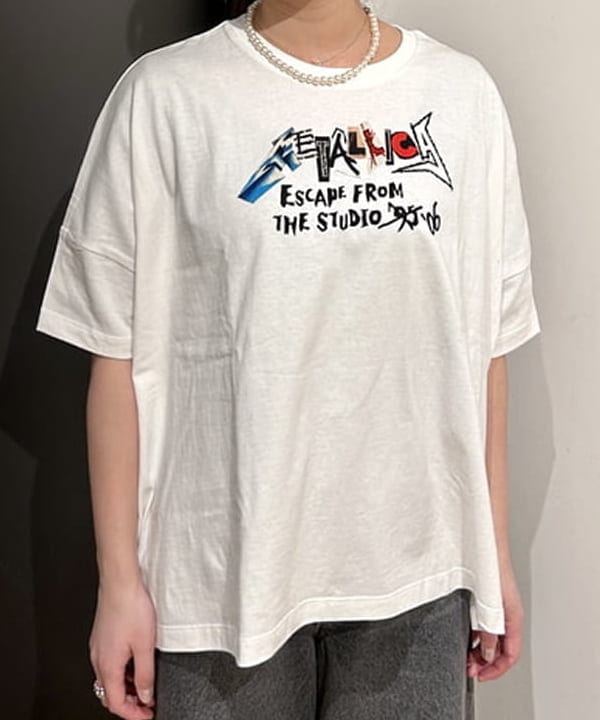 早川 萌子さんの「BEAMS WOMEN｜メッシュフロントホック カーディガン」を使ったコーディネート