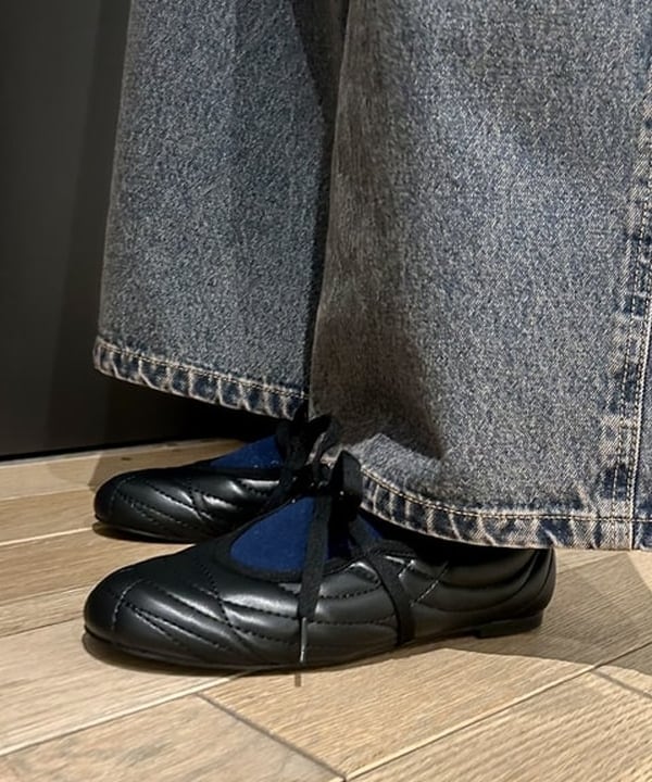 早川 萌子さんの「BEAMS WOMEN｜メッシュフロントホック カーディガン」を使ったコーディネート