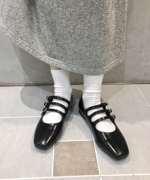 amaさんの「BEAMS WOMEN｜REMME / 3ストラップ シューズ」を使ったコーディネート