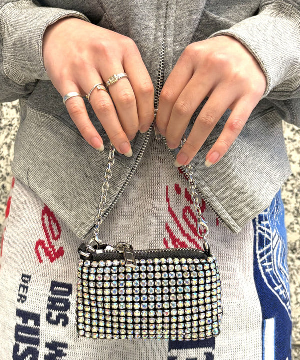 あすかさんの「BEAMS WOMEN｜blicenscell × Ray BEAMS / 別注 bling ミニ バッグ」を使ったコーディネート