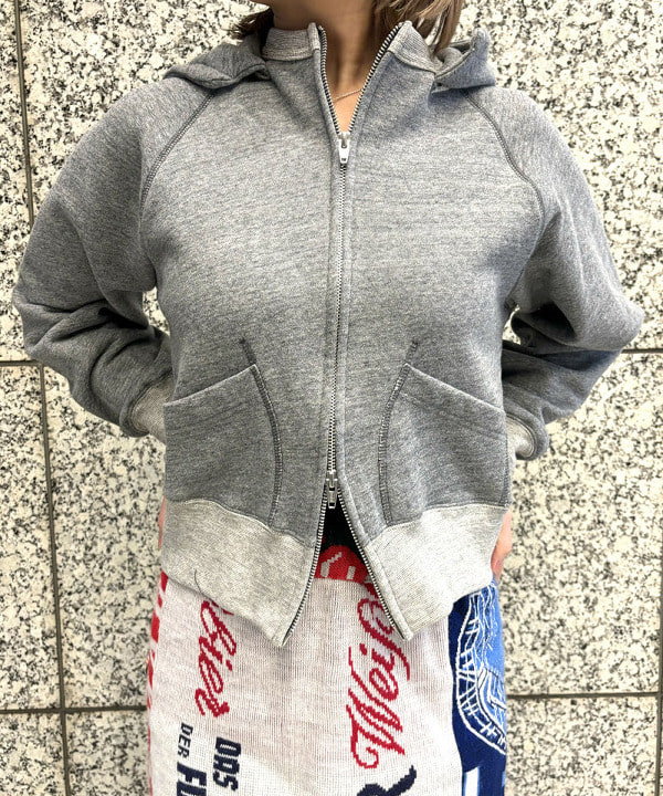 あすかさんの「BEAMS WOMEN｜blicenscell × Ray BEAMS / 別注 bling ミニ バッグ」を使ったコーディネート