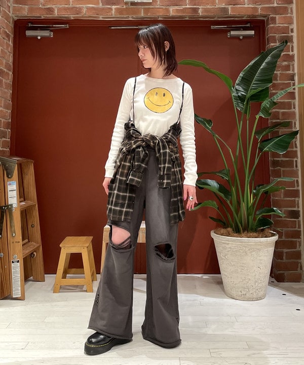 中江梨々香さんの「BEAMS WOMEN｜maturely / レーヨン ブリーチ チェック シャツ」を使ったコーディネート
