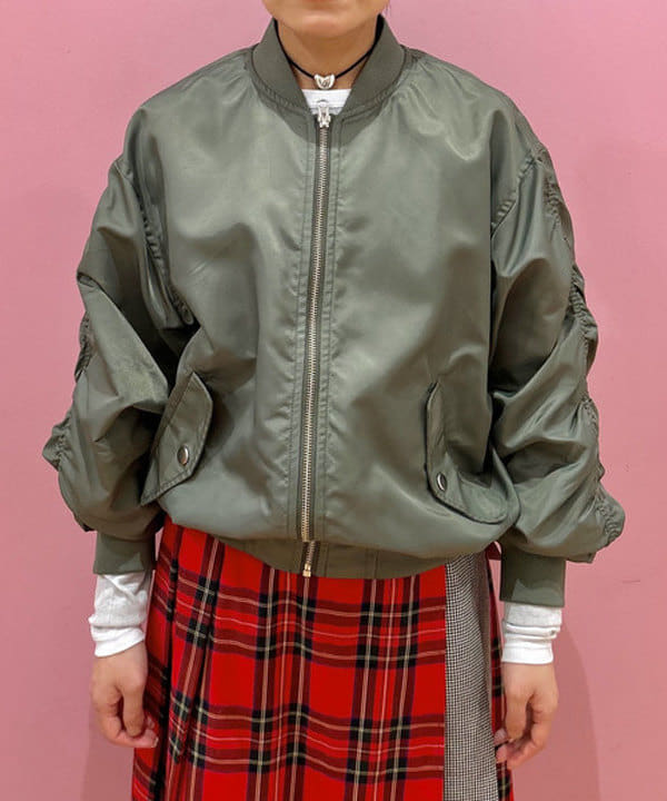 中村 ほのかさんの「BEAMS WOMEN｜ベーシック リブ タンクトップ」を使ったコーディネート