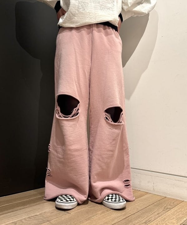 sakuraさんの「BEAMS WOMEN｜ダメージ スウェット パンツ」を使ったコーディネート