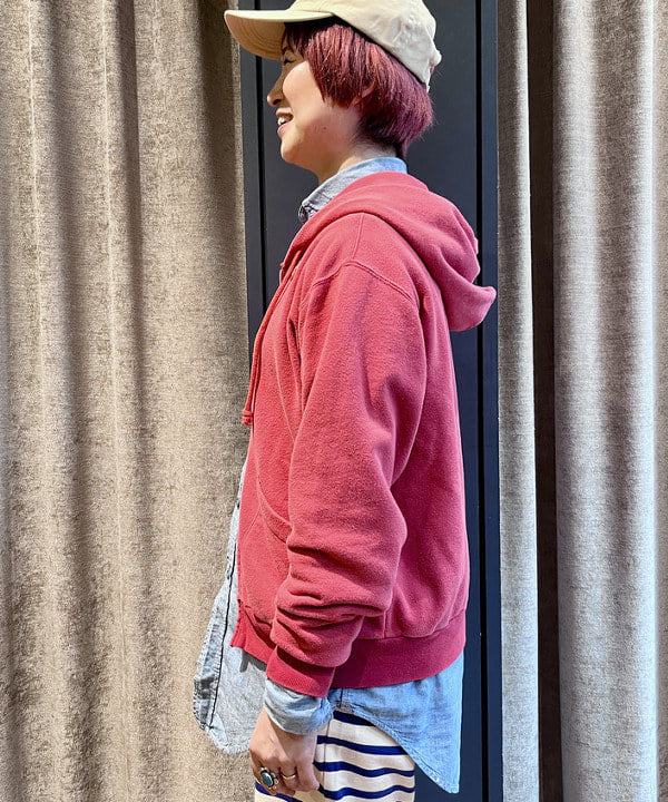 木村 梨香さんの「BEAMS WOMEN｜maturely / メモリー トレンチ オーバーコート」を使ったコーディネート