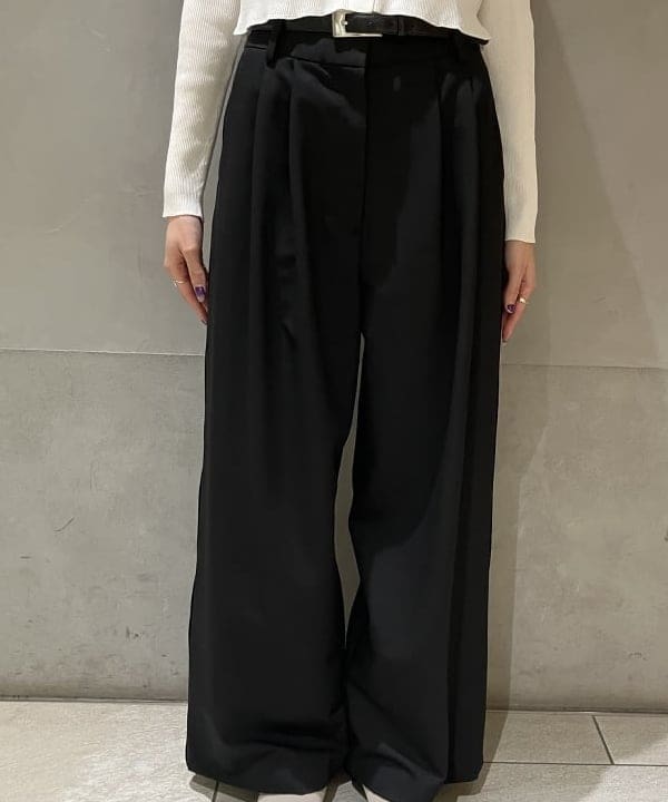 nodokaさんの「BEAMS WOMEN｜18G リブ クルーネック カーディガン」を使ったコーディネート