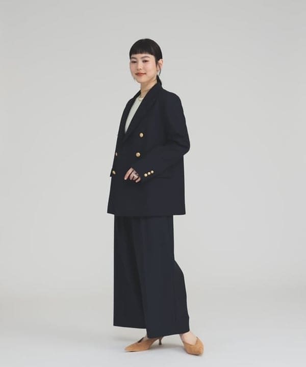 Ichika Hondaさんの「BEAMS WOMEN｜18G リブ クルーネック カーディガン」を使ったコーディネート