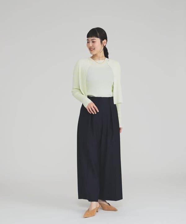 Ichika Hondaさんの「BEAMS WOMEN｜18G リブ クルーネック カーディガン」を使ったコーディネート